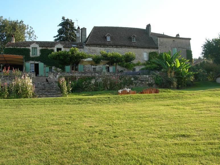 Chambres D'Hotes La Bastide Des Tremieres Saint-Antoine-de-Breuilh Exterior photo
